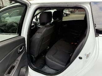 Renault Clio 0.9 TCe Limited  NAVIGATIE  Stationwagen 5-dr. picture 13