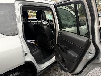 Jeep Compass 2.0 Limited (SUV 5-dr.) picture 15