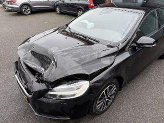 Volvo V-40 2.0 D2 Kinetic (Hatchback 5-dr.) picture 23