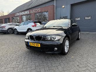 Avarii autoturisme BMW 1-serie 116i  SCHUIFDAK (Hatchback 5-dr.) 2009/9
