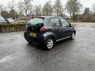 Toyota Aygo 1.0-12V Comfort (Hatchback 5-dr.) picture 28