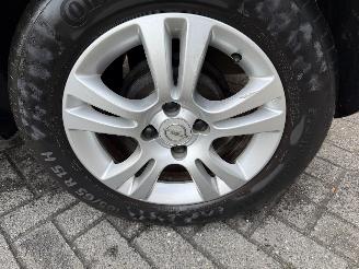 Opel Corsa 1.2-16V Essentia (Hatchback 3-dr.) picture 11