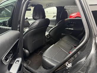 Mercedes GLC 300e 4MATIC Business Line picture 18