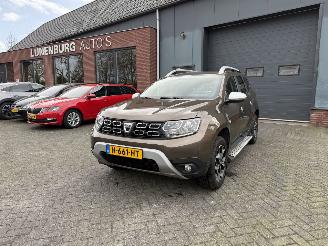 krockskadad bil auto Dacia Duster 1.0 TCe Prestige (SUV 5-dr.) 2020/2