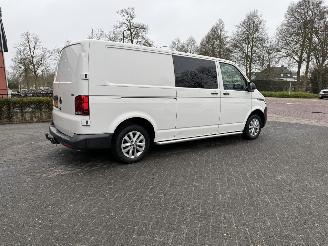 Volkswagen Transporter 2.0 TDI L2H1 30 DC Comfortline picture 25