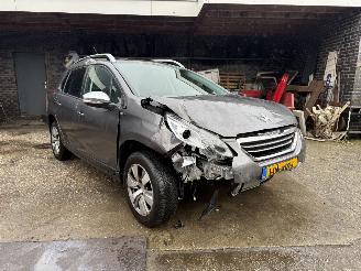 Peugeot 2008 1.2 PureTech Style (SUV 5-dr.) picture 11