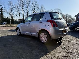 Suzuki Swift 1.3 Comfort (Hatchback 5-dr.) picture 27