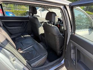 Opel Vectra 1.8-16V Executive picture 13