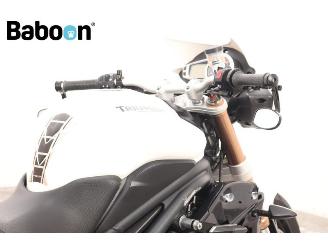 Triumph Speed Triple 1050 ABS picture 10