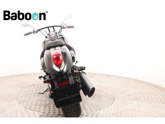 Kawasaki VN 900 Custom picture 7