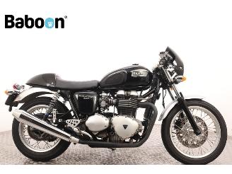 Vaurioauto  motor cycles Triumph Thruxton 900  2005/4