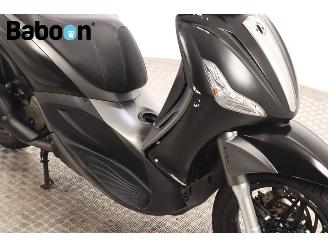 Piaggio Beverly 350 Sport Touring ABS picture 16