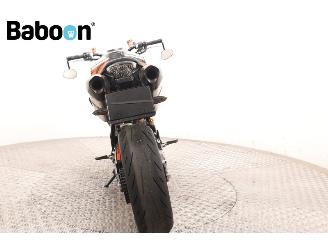 KTM  990 SuperDuke picture 7