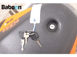 KTM  990 SuperDuke picture 24