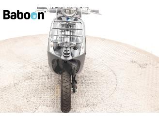 Vespa  Primavera 45KM picture 16