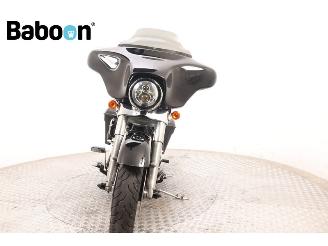 Harley-Davidson  FLHX Street Glide picture 3