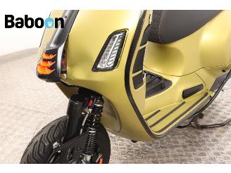 Vespa  GTS 300 Supersport HPE picture 18
