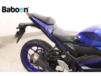 Yamaha  YZF-R3 picture 11