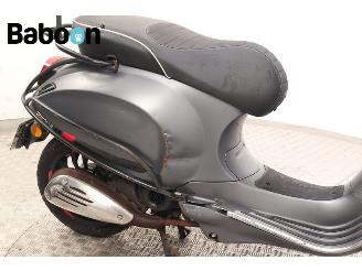 Vespa  Sprint 25KM picture 10