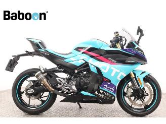 krockskadad bil motor CFMoto  450 SR 2025/8