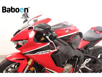 Honda CBR 1000 RR Fireblade picture 21