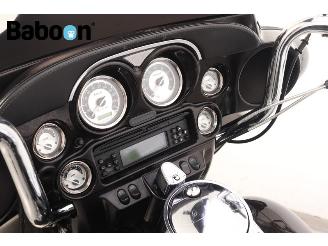 Harley-Davidson  FLHTCUSE CVO Ultra Classic picture 21