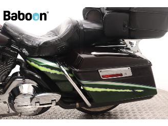 Harley-Davidson  FLHTCUSE CVO Ultra Classic picture 18