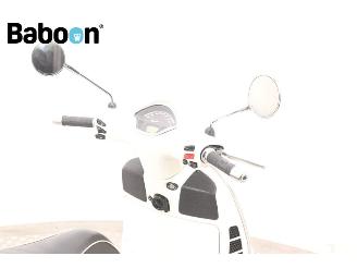 Vespa  GTS 300 HPE picture 11