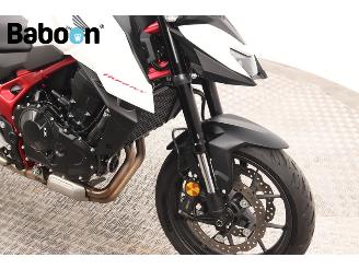 Honda CB 750 Hornet picture 12