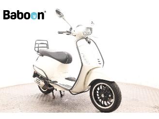 Vespa  Sprint 25KM picture 2