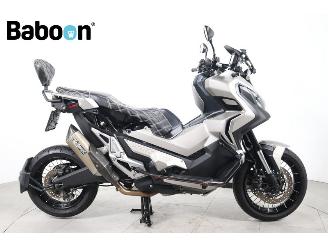 damaged motor cycles Honda  X-ADV 2020/4