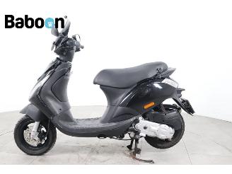 Piaggio  Zip 45KM picture 5