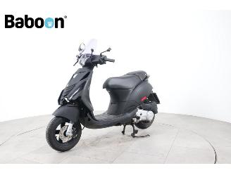 Piaggio  Zip 45KM picture 7