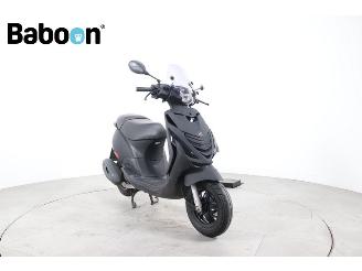 Piaggio  Zip 45KM picture 10