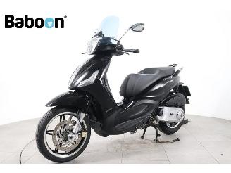 Piaggio Beverly 350 Sport Police ABS picture 4