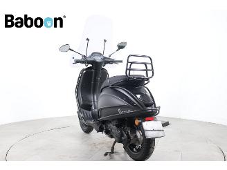 Vespa  Sprint 25KM picture 4