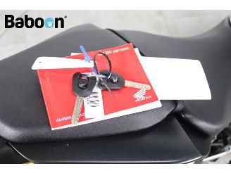 Honda CB 125 R picture 16