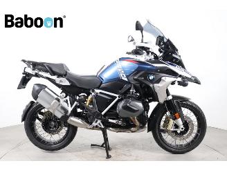 krockskadad bil motor BMW R 1250 GS Trophy 2023/2