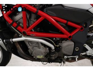   Brutale 910 picture 18