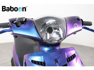 Piaggio  Zip 45KM picture 17