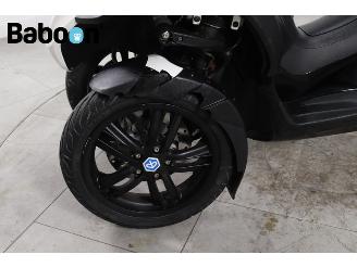 Piaggio MP3 300 Yourban S picture 15