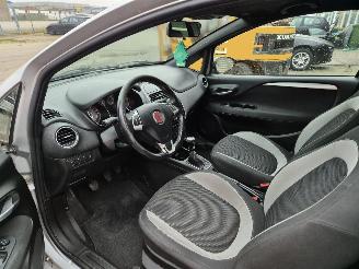 Fiat Punto 1.2 pop AIRCO picture 8