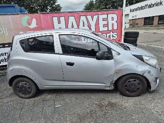 Chevrolet Spark 1.0 16v ls picture 3