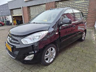 Hyundai I-10 1.1i drive cool picture 5