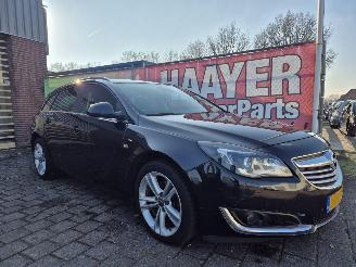 Damaged car Opel Insignia 2.0 cdti ecoflex business 2014/7