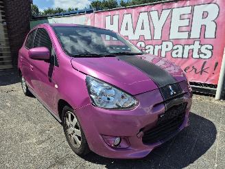 krockskadad bil auto Mitsubishi Space-star 1.0 bright 2015/2
