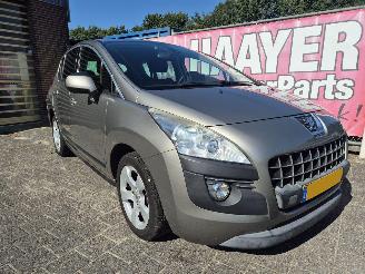 Unfallwagen Peugeot 3008 1.6 vti blue lease 2011/10