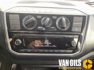 Volkswagen Up! Up! (121), Hatchback, 2011 1.0 12V 60 picture 17