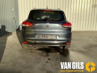 demontáž osobní automobily Renault Clio Clio IV Estate/Grandtour (7R), Combi 5-drs, 2012 / 2021 0.9 Energy TCE 90 12V 2017/6