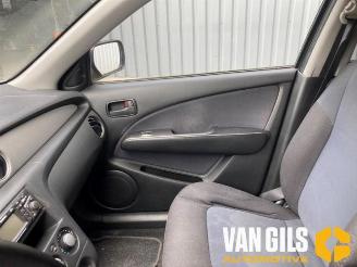 Mitsubishi Outlander Outlander (CU), SUV, 2001 / 2007 2.0 16V 4x2 picture 17